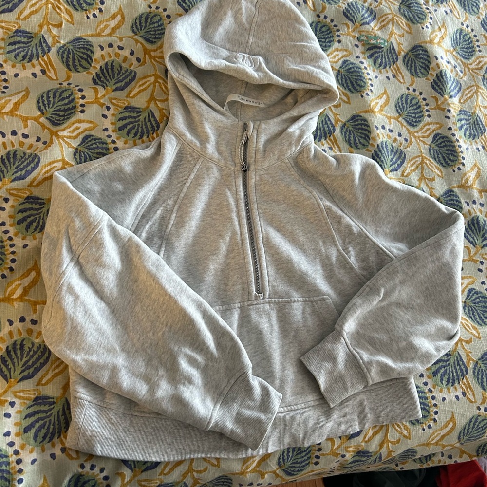 Lululemon scuba half zip hoodie